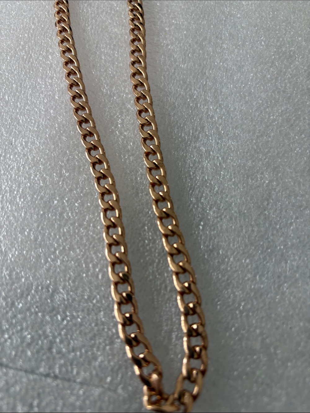 Women’s Gold color tone Chain Necklace - Classic Cuban Link unisex 22 inch new